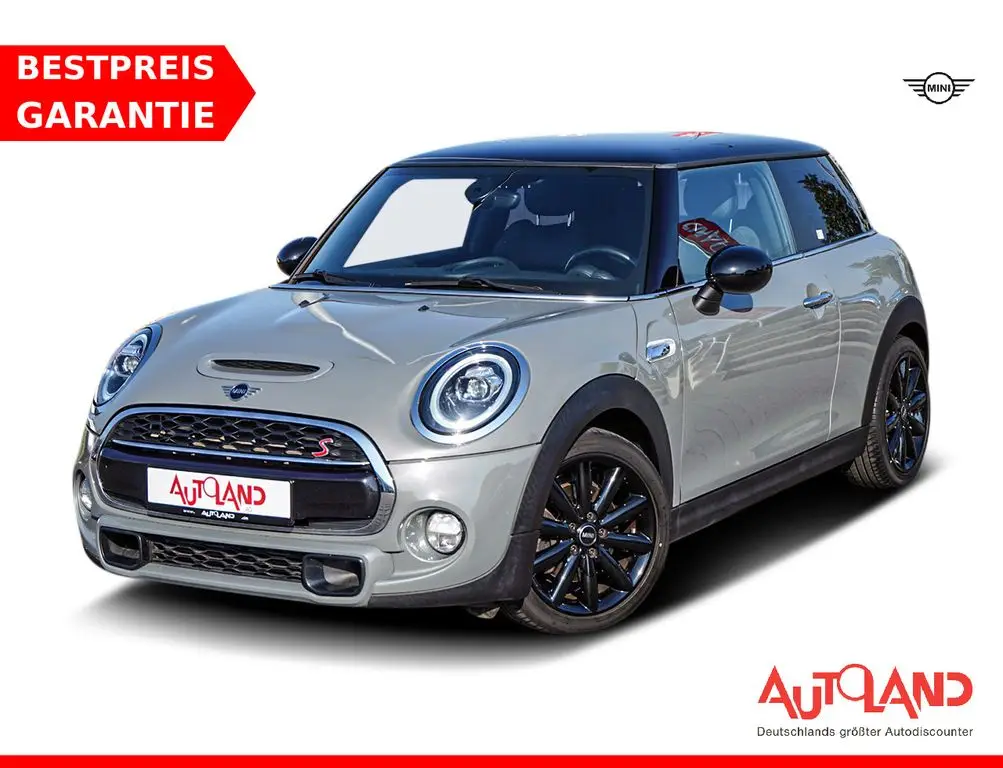 Photo 1 : Mini Cooper 2018 Petrol