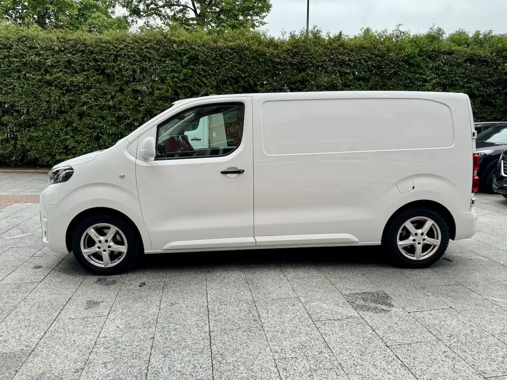 Photo 1 : Toyota Proace 2020 Diesel