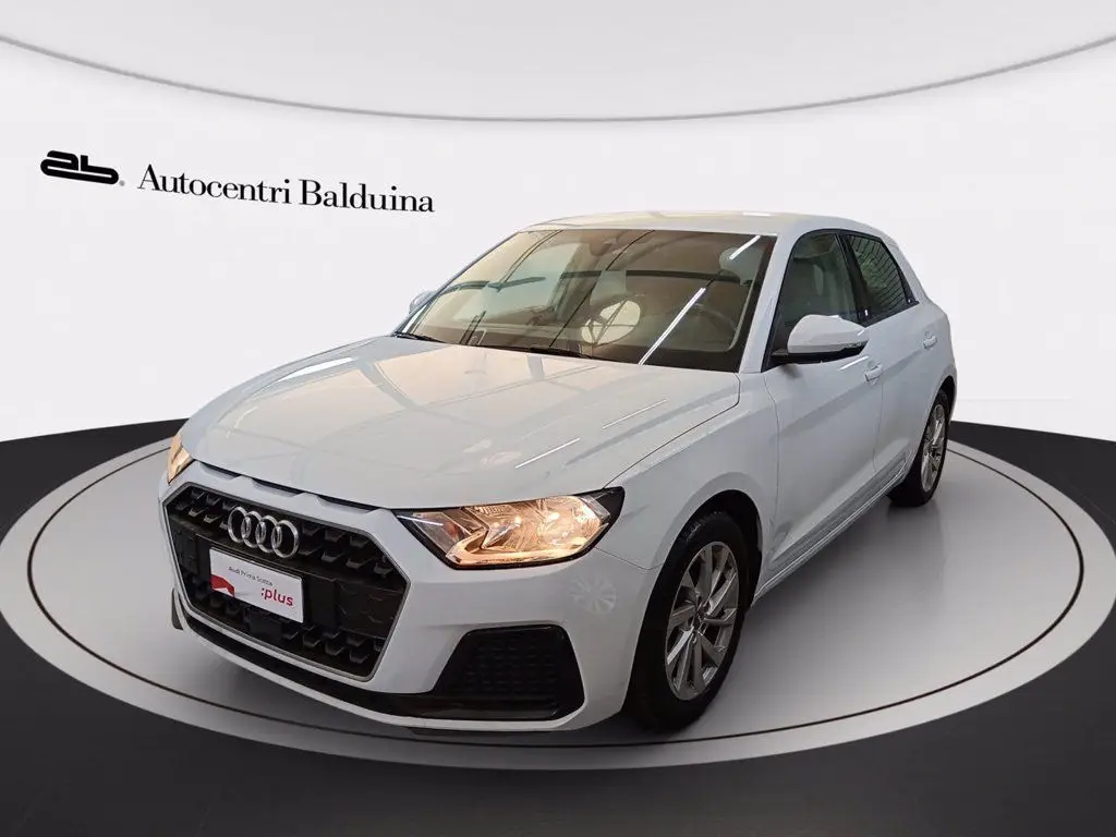 Photo 1 : Audi A1 2019 Essence