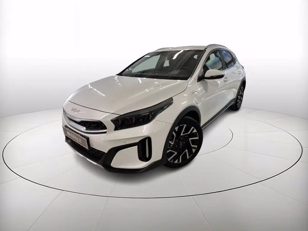 Photo 1 : Kia Xceed 2023 Hybride