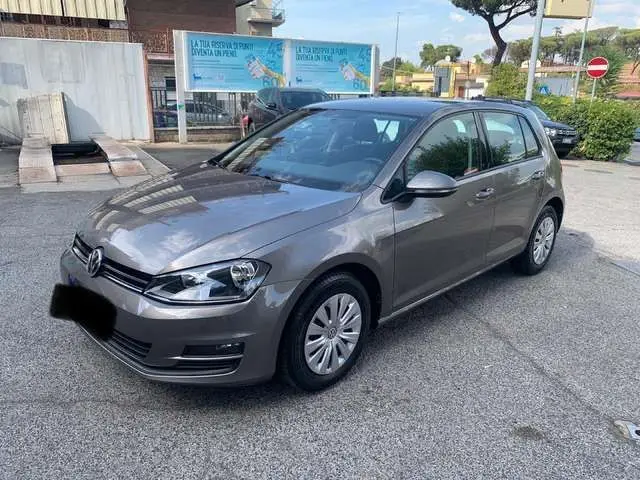 Photo 1 : Volkswagen Golf 2017 Petrol