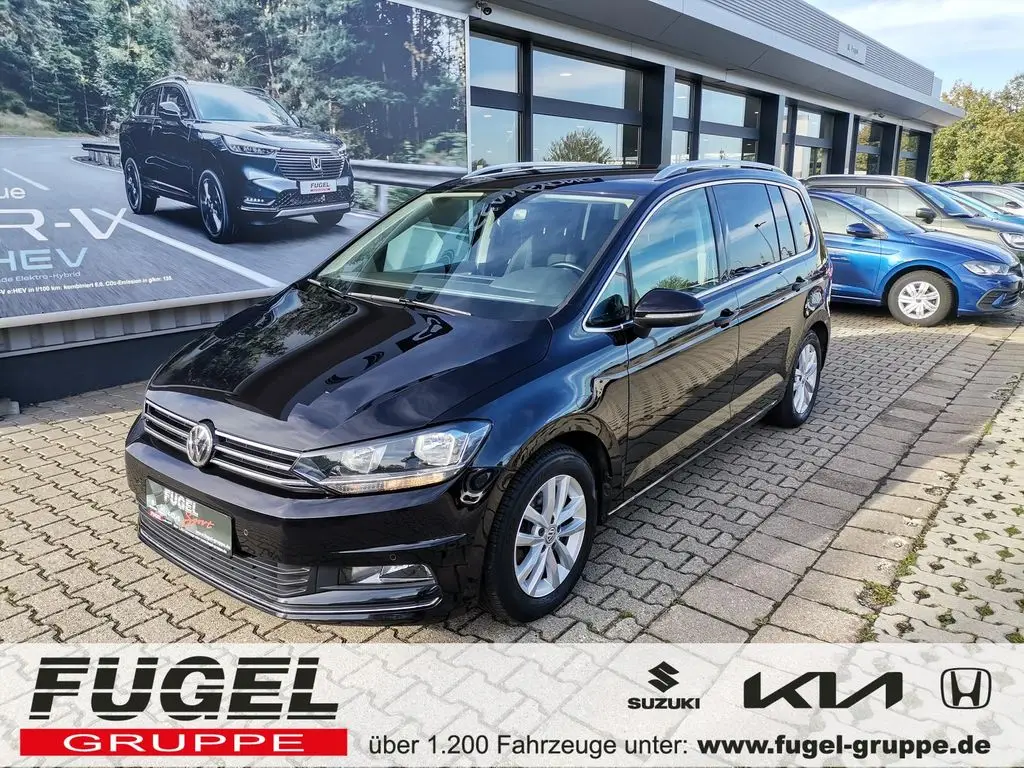 Photo 1 : Volkswagen Touran 2016 Essence