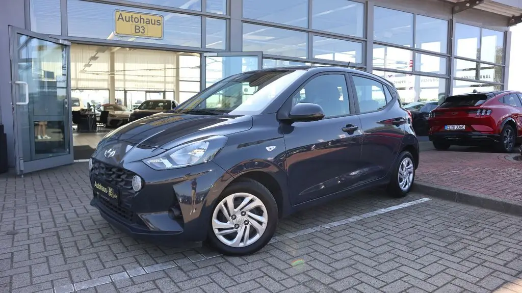 Photo 1 : Hyundai I10 2022 Essence