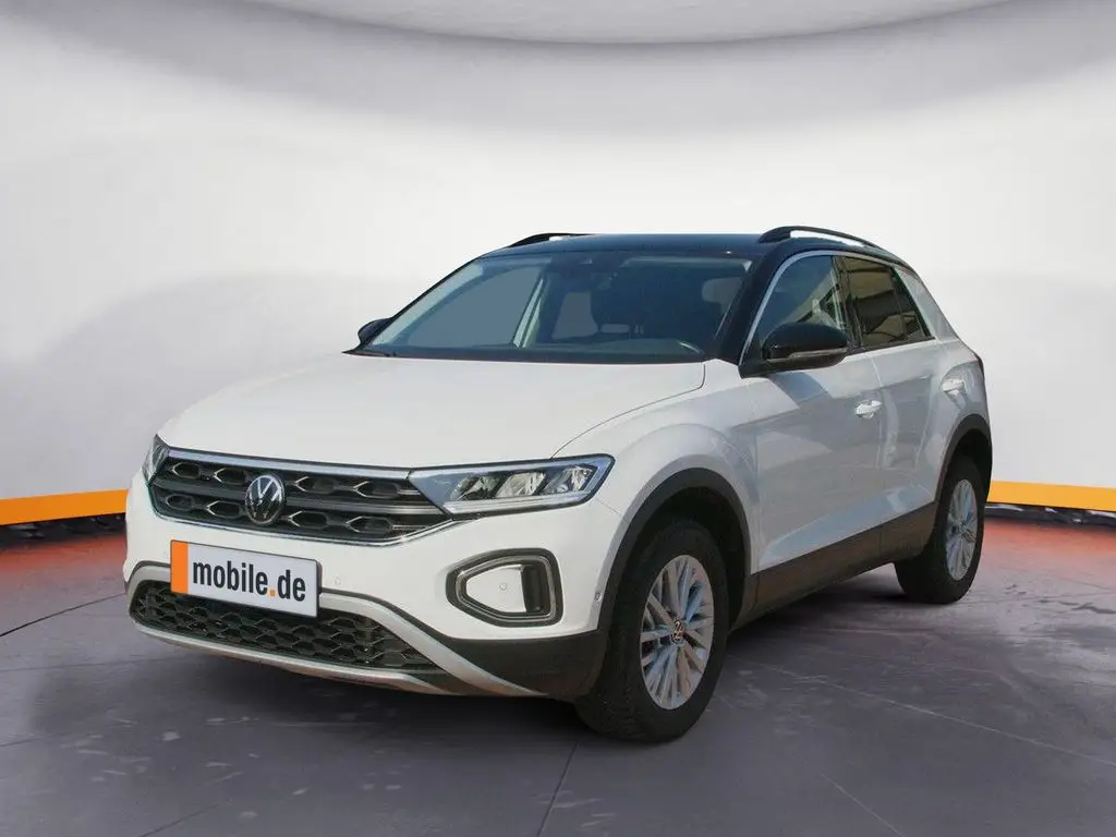 Photo 1 : Volkswagen T-roc 2023 Essence