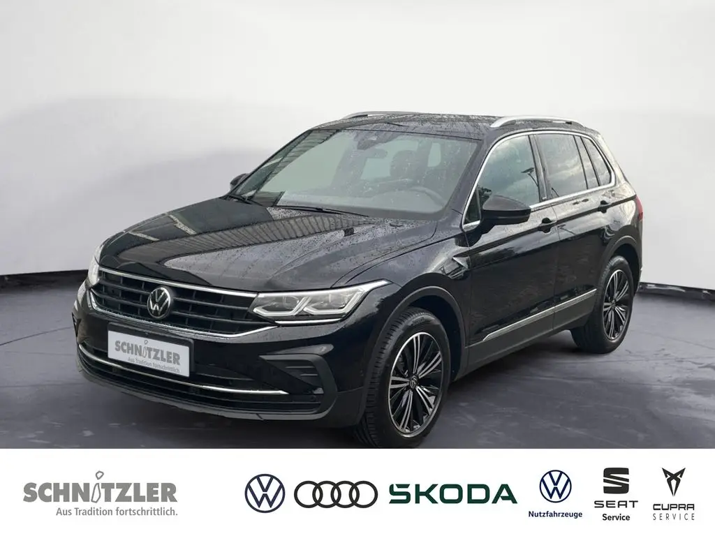 Photo 1 : Volkswagen Tiguan 2023 Petrol