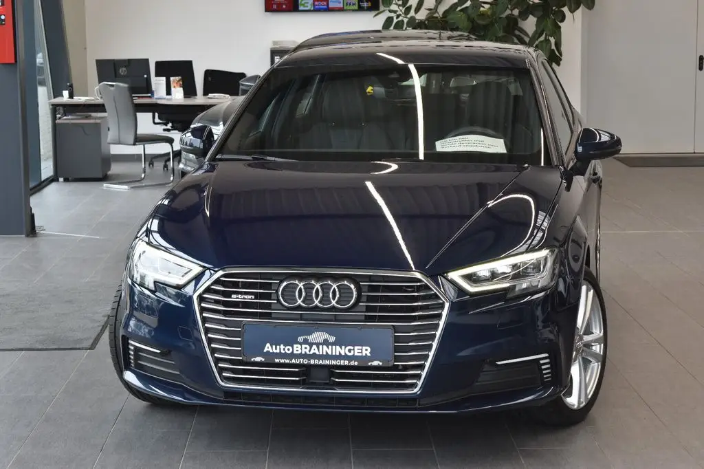 Photo 1 : Audi A3 2020 Hybride