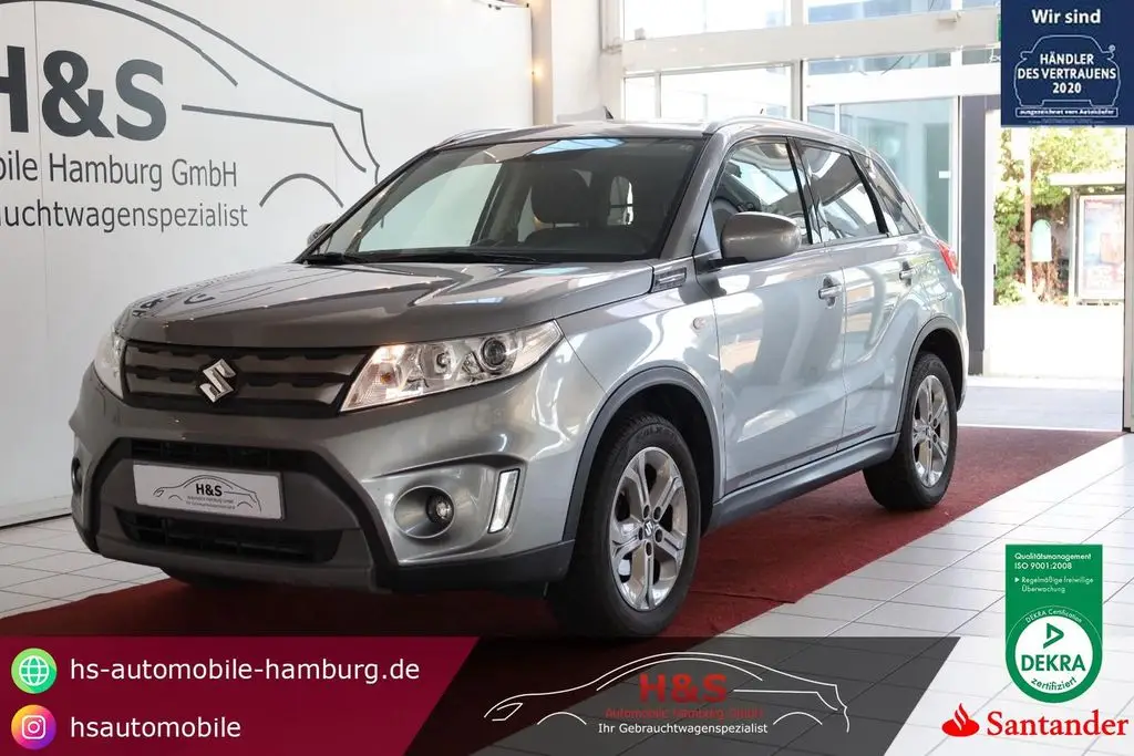 Photo 1 : Suzuki Vitara 2017 Petrol