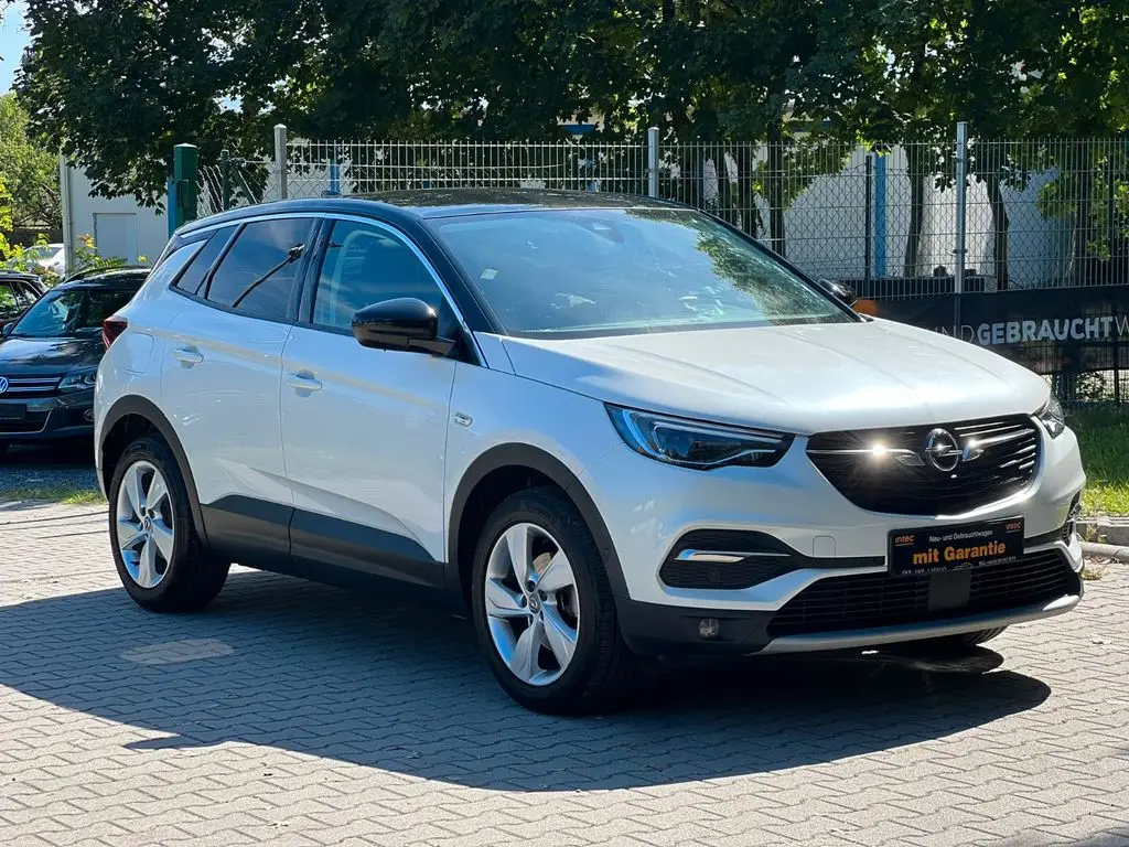 Photo 1 : Opel Grandland 2019 Petrol