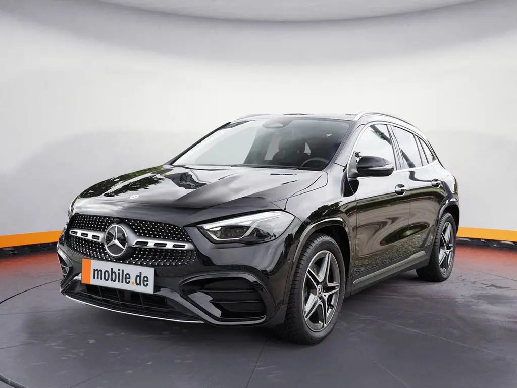 Photo 1 : Mercedes-benz Classe Gla 2023 Petrol