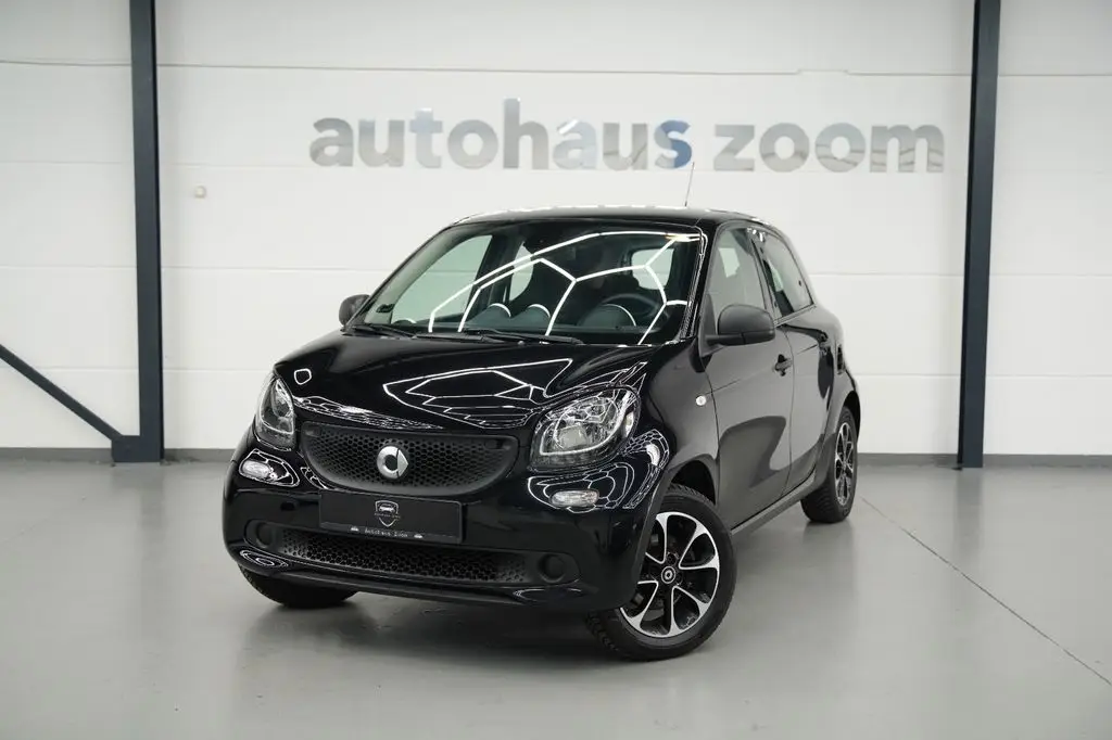 Photo 1 : Smart Forfour 2018 Essence