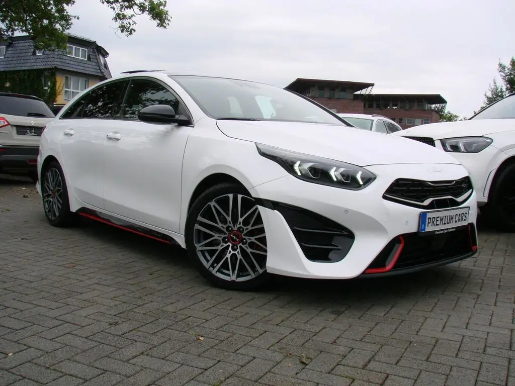 Photo 1 : Kia Proceed 2023 Essence