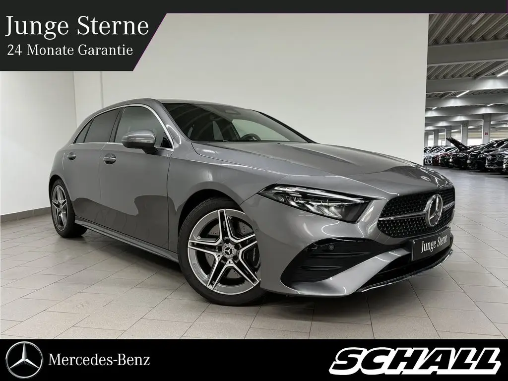 Photo 1 : Mercedes-benz Classe A 2023 Petrol