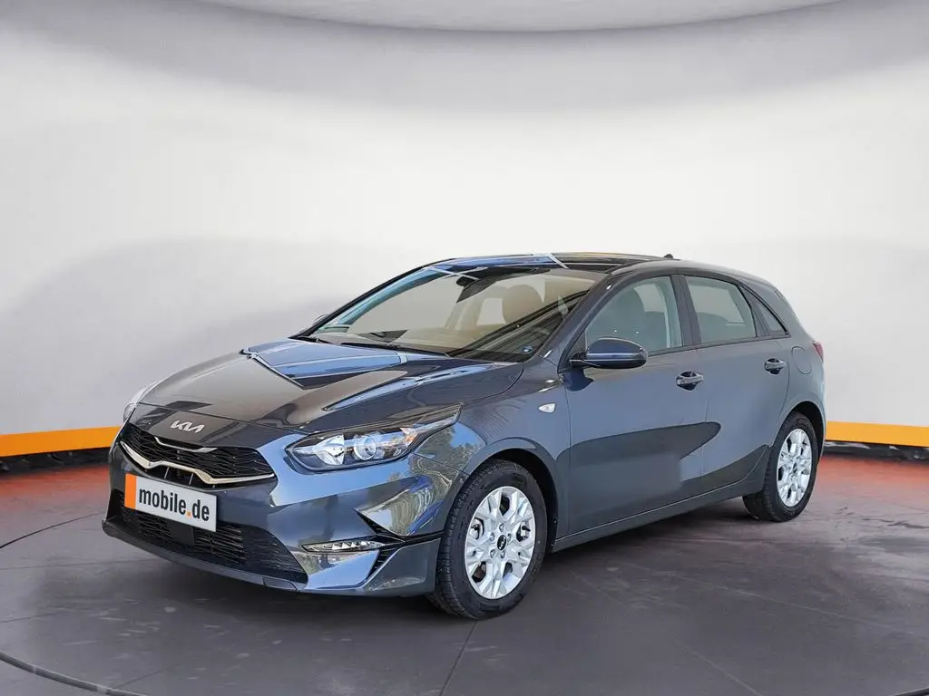 Photo 1 : Kia Ceed 2024 Essence