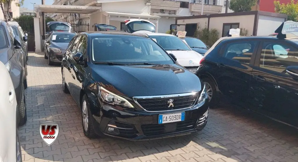 Photo 1 : Peugeot 308 2020 Diesel