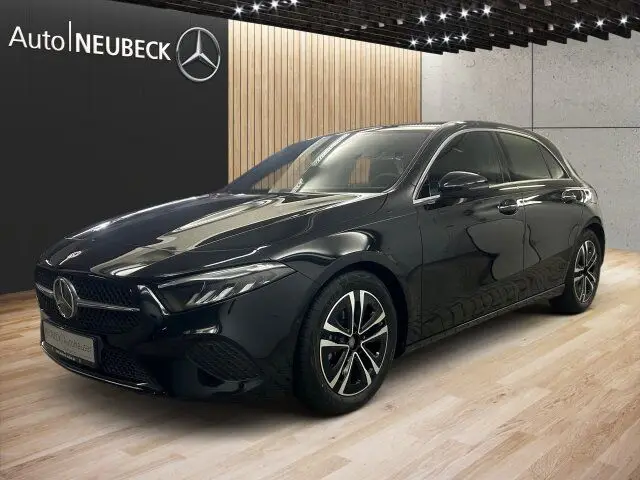 Photo 1 : Mercedes-benz Classe A 2023 Petrol