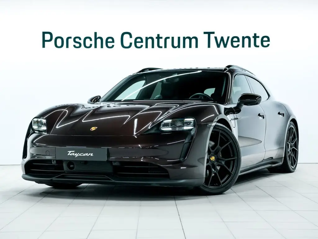 Photo 1 : Porsche Taycan 2022 Not specified