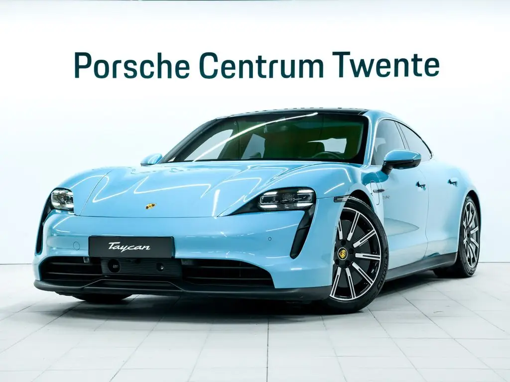 Photo 1 : Porsche Taycan 2020 Non renseigné