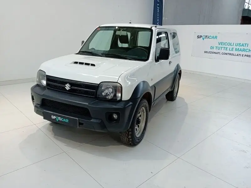 Photo 1 : Suzuki Jimny 2018 Petrol