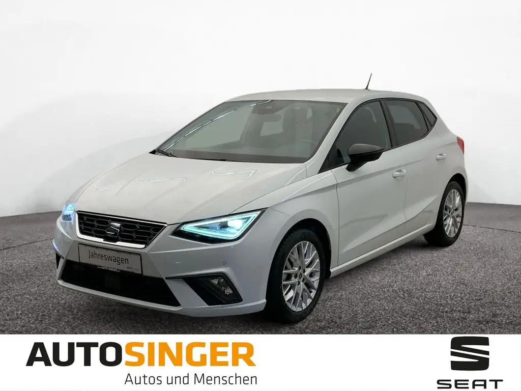 Photo 1 : Seat Ibiza 2024 Essence