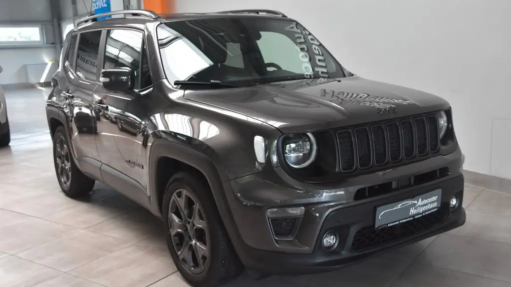 Photo 1 : Jeep Renegade 2021 Essence