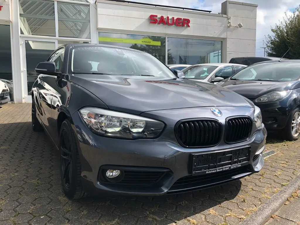 Photo 1 : Bmw Serie 1 2018 Diesel