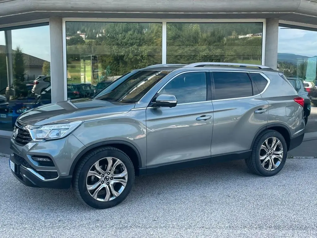 Photo 1 : Ssangyong Rexton 2019 Diesel