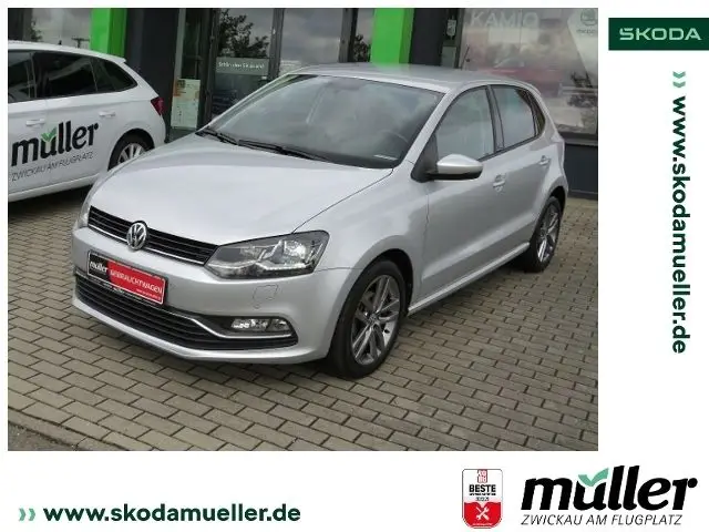 Photo 1 : Volkswagen Polo 2016 Petrol