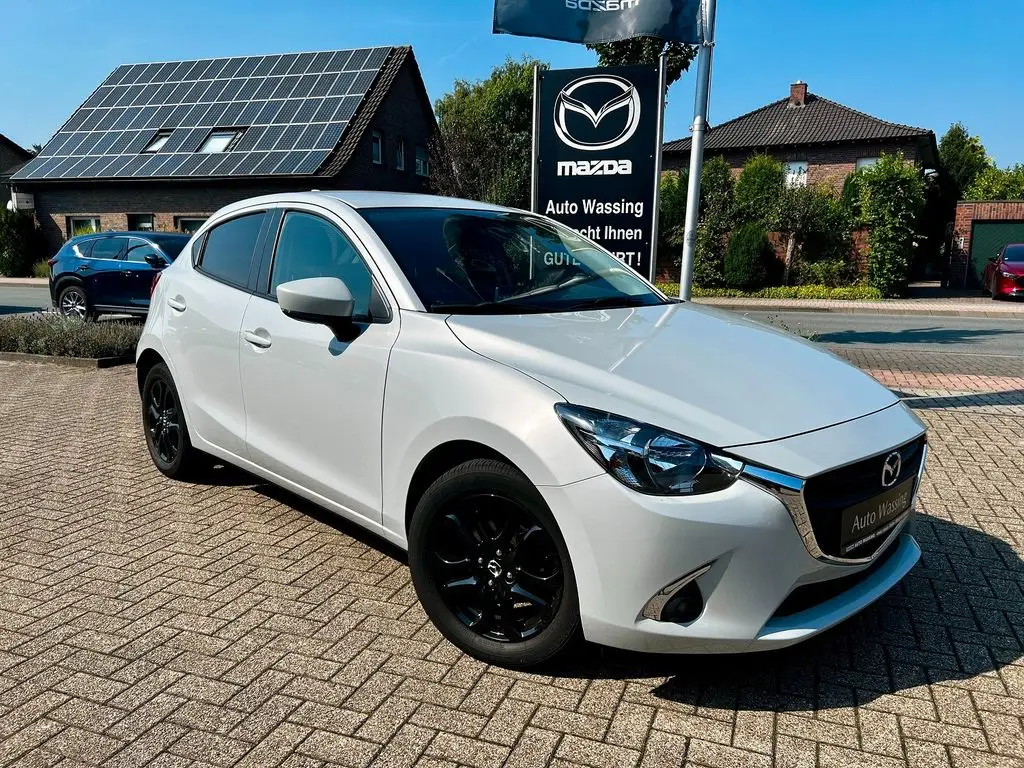 Photo 1 : Mazda 2 2019 Petrol