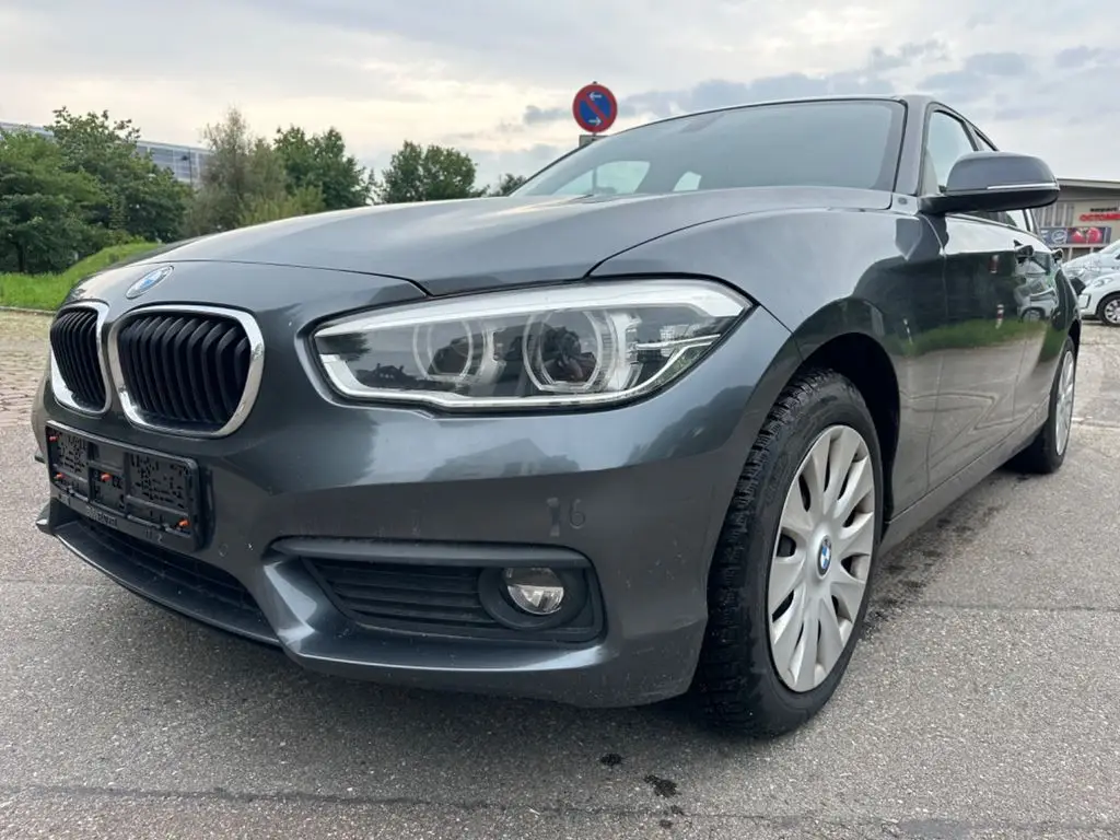 Photo 1 : Bmw Serie 1 2017 Petrol