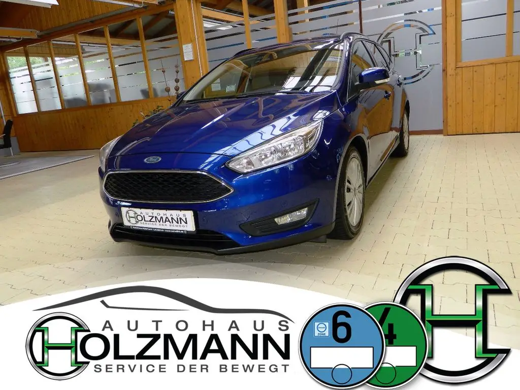 Photo 1 : Ford Focus 2015 Petrol