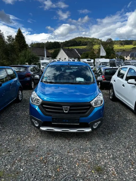 Photo 1 : Dacia Lodgy 2015 Petrol