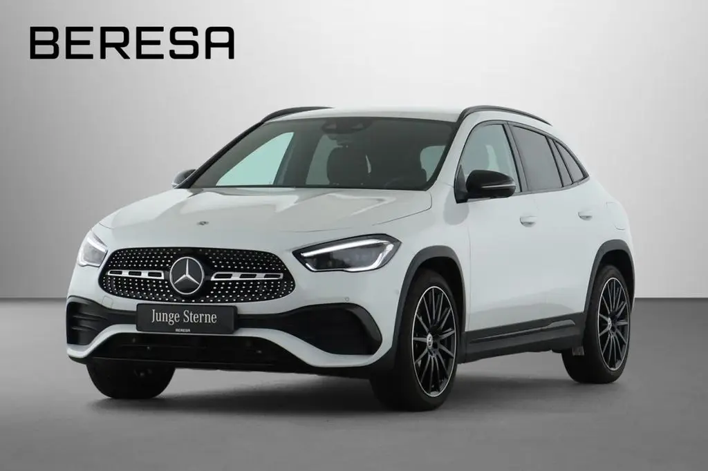 Photo 1 : Mercedes-benz Classe Gla 2023 Petrol