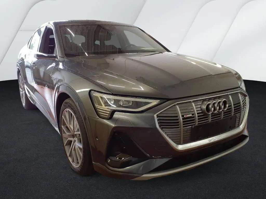 Photo 1 : Audi E-tron 2021 Not specified