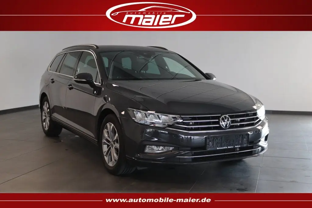 Photo 1 : Volkswagen Passat 2021 Essence