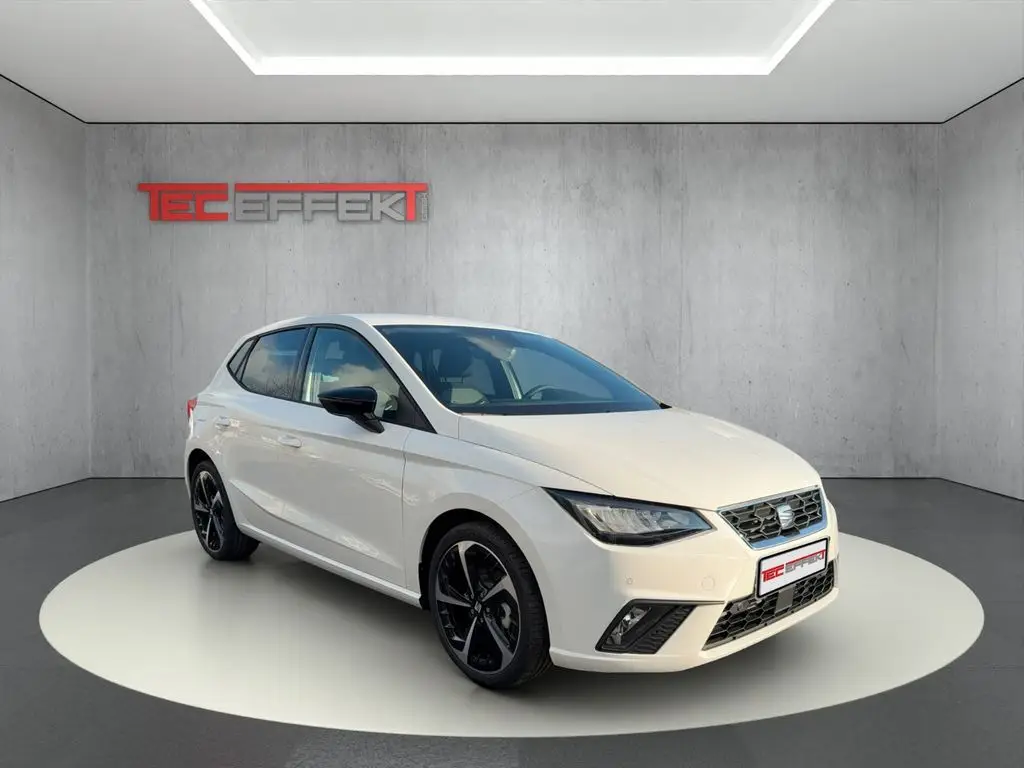 Photo 1 : Seat Ibiza 2024 Petrol