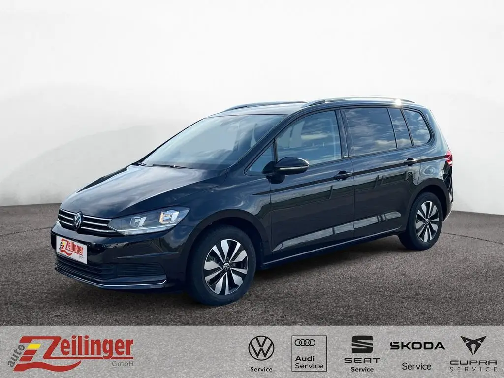 Photo 1 : Volkswagen Touran 2023 Essence