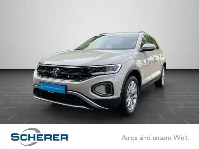 Photo 1 : Volkswagen T-roc 2023 Petrol