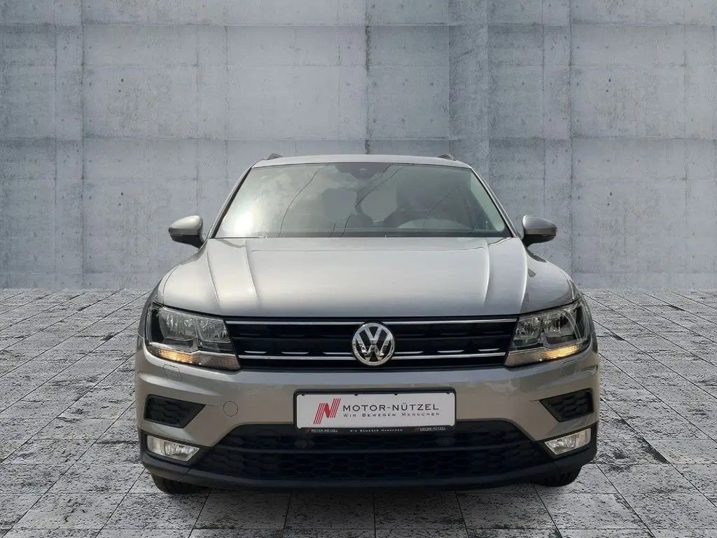 Photo 1 : Volkswagen Tiguan 2017 Essence