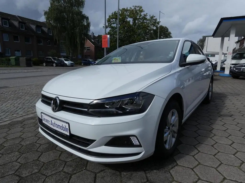 Photo 1 : Volkswagen Polo 2019 Essence