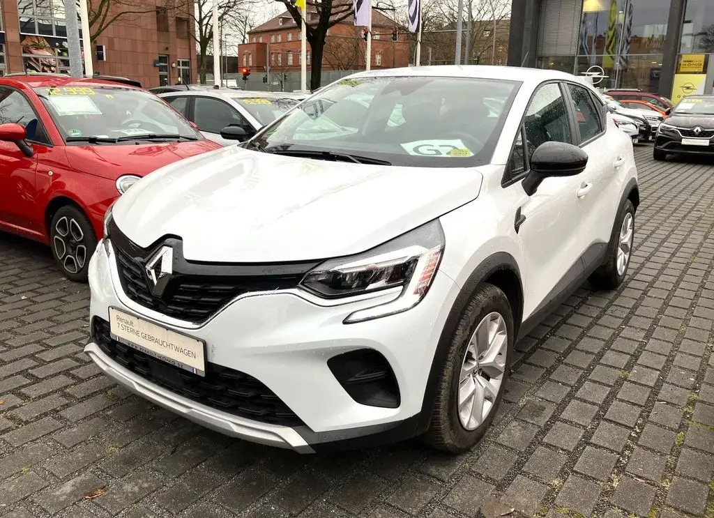 Photo 1 : Renault Captur 2023 Essence