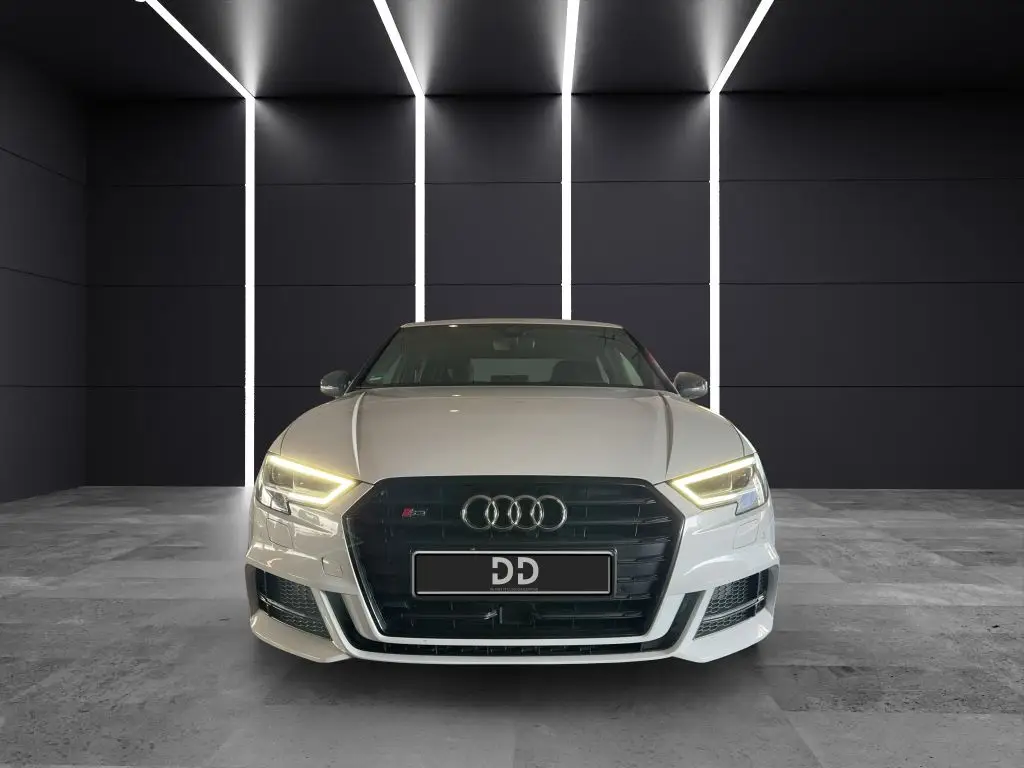 Photo 1 : Audi S3 2020 Essence