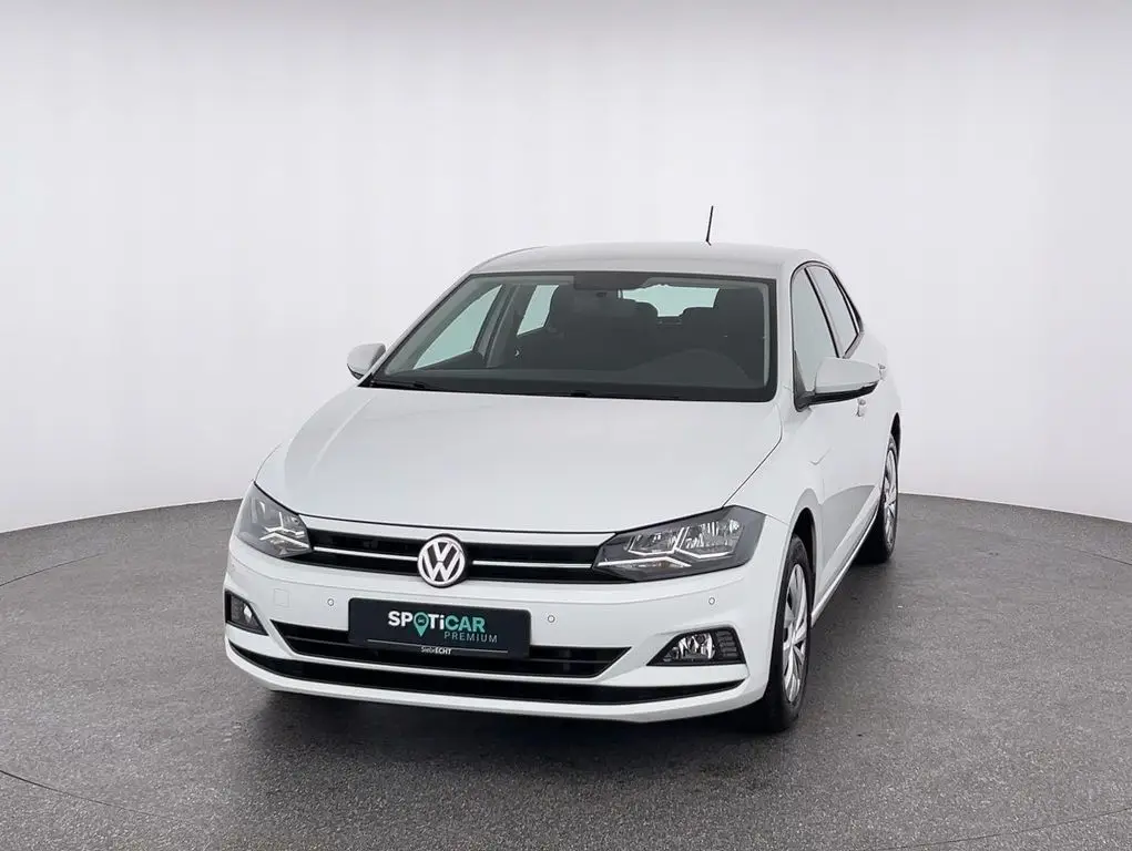 Photo 1 : Volkswagen Polo 2020 Petrol