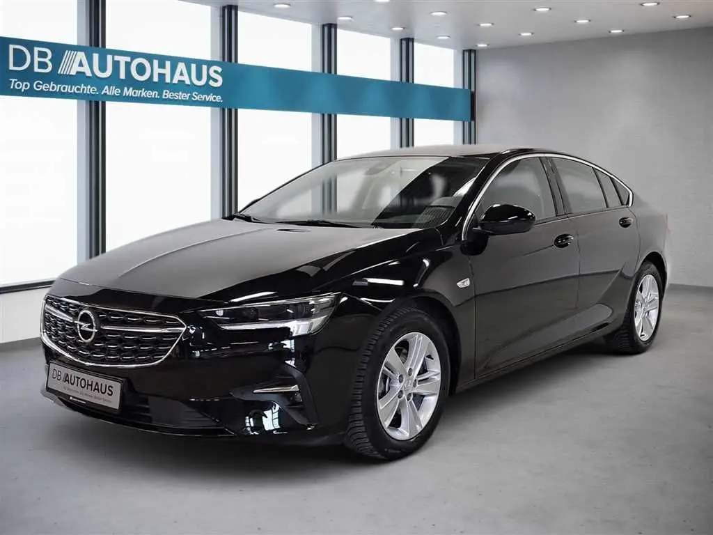 Photo 1 : Opel Insignia 2022 Diesel