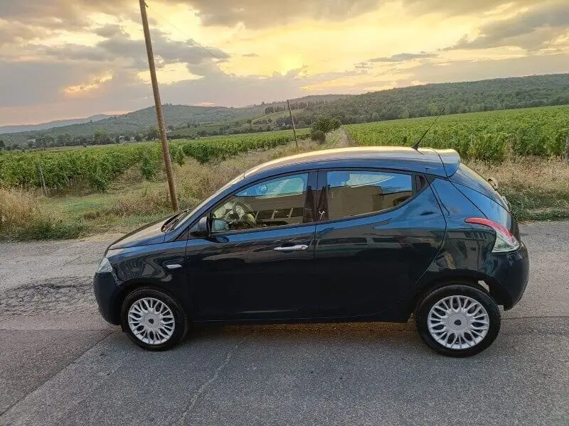 Photo 1 : Lancia Ypsilon 2016 Petrol