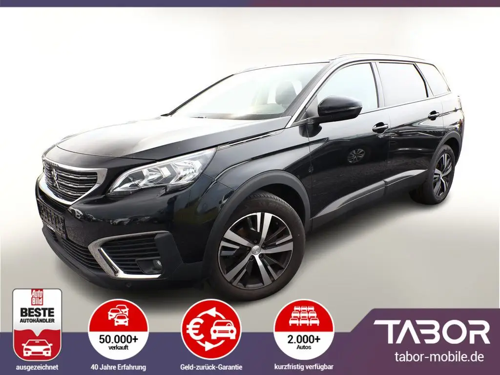 Photo 1 : Peugeot 5008 2019 Essence