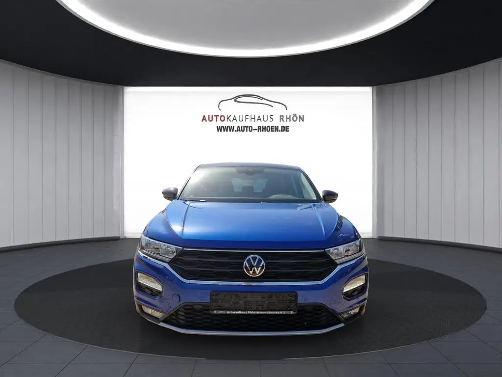 Photo 1 : Volkswagen T-roc 2021 Essence