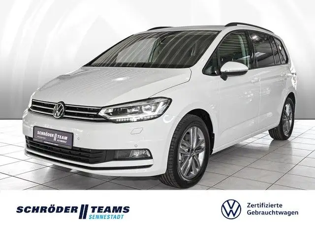 Photo 1 : Volkswagen Touran 2024 Petrol