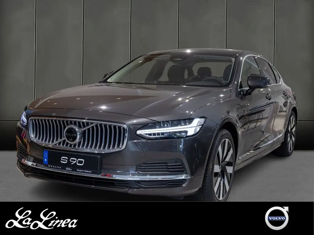 Photo 1 : Volvo S90 2024 Hybride