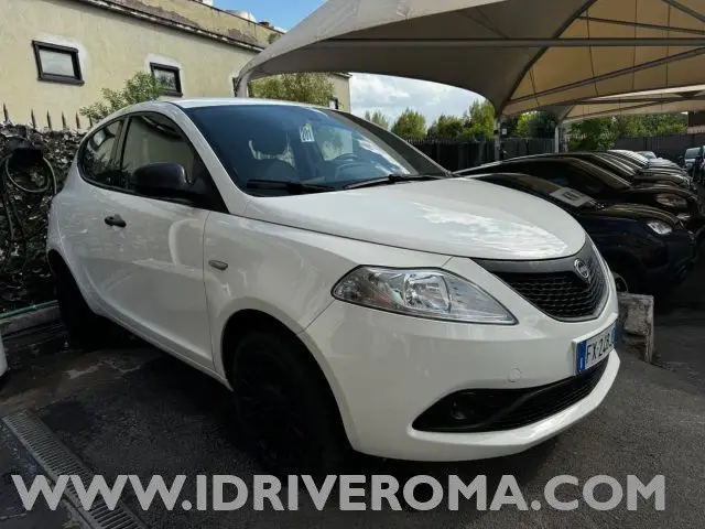 Photo 1 : Lancia Ypsilon 2019 Autres