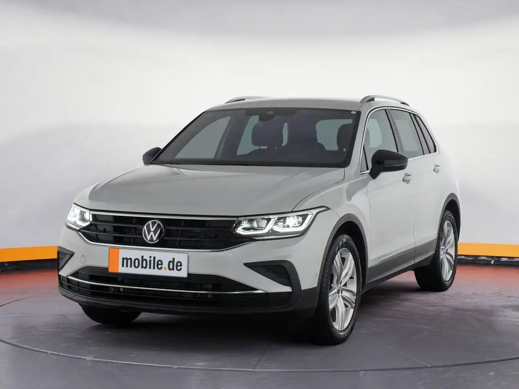 Photo 1 : Volkswagen Tiguan 2023 Petrol